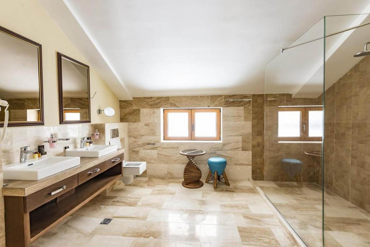 טיווט Waikiki Apartments מראה חיצוני תמונה