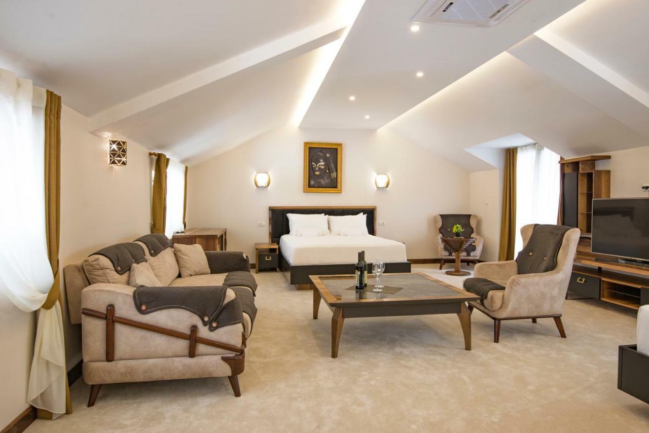 טיווט Waikiki Apartments מראה חיצוני תמונה