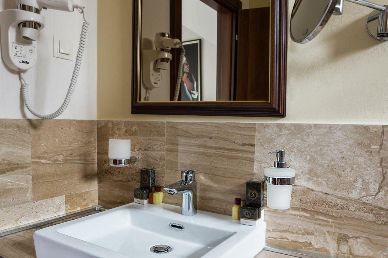 טיווט Waikiki Apartments מראה חיצוני תמונה