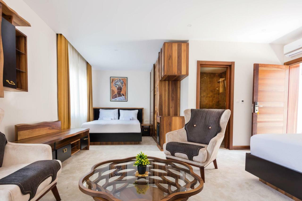 טיווט Waikiki Apartments מראה חיצוני תמונה