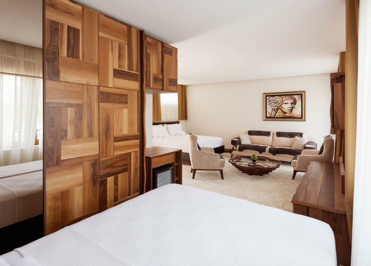 טיווט Waikiki Apartments מראה חיצוני תמונה