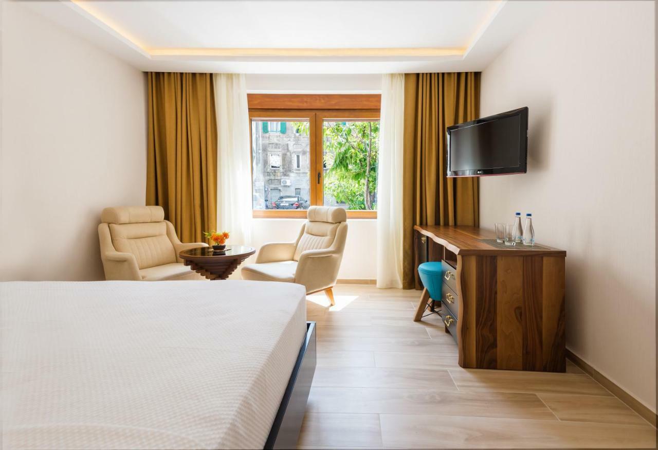 טיווט Waikiki Apartments מראה חיצוני תמונה