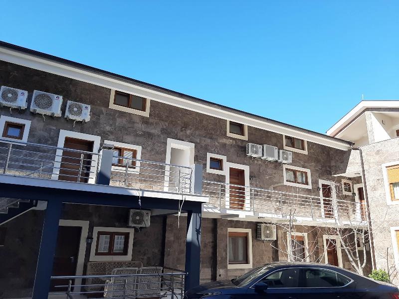 טיווט Waikiki Apartments מראה חיצוני תמונה